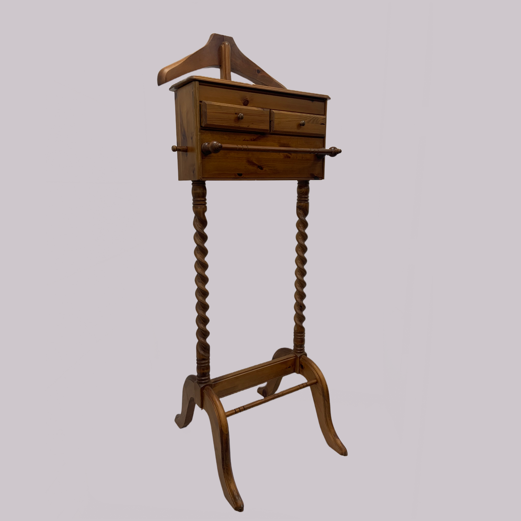 Antique gentleman's valet chair deals