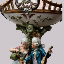 Load image into Gallery viewer, Ornate Porcelain Table Centre Piece
