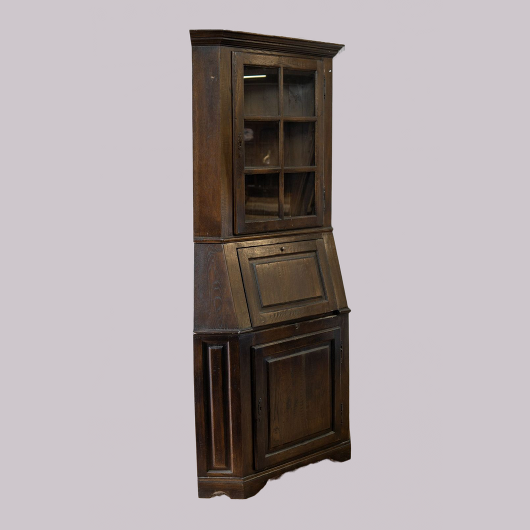 Corner Bureau